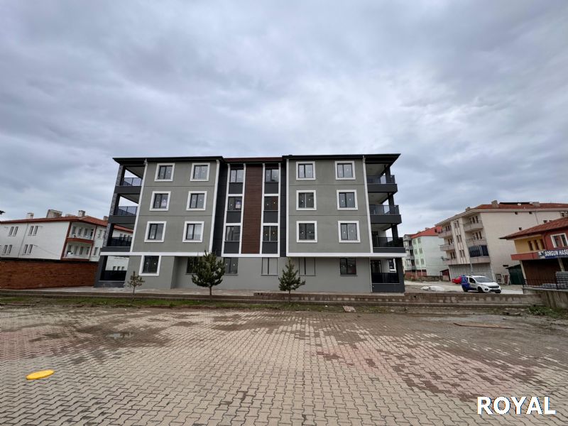 GÜZEL KONUMDA SATILIK  3+1 AZ KATLI DAİRE TERCİH EDENLER İÇİN