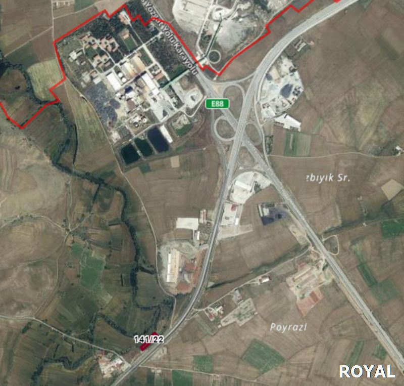 ROYAL'DEN CİHANŞARLI DA YOLA SIFIR  ve TARIM DIŞI ARAZİ 1.744 M²